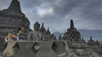 img-title