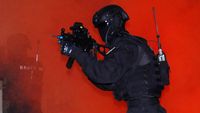 img-title