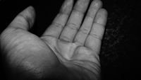 img-title