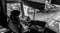 img-title