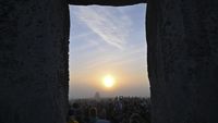 img-title