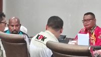 img-title