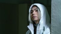 img-title