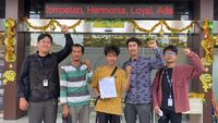 img-title