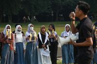 img-title