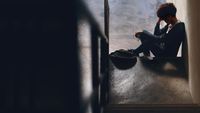img-title