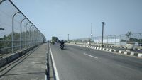 img-title
