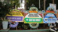 img-title