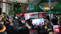 img-title