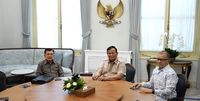 img-title