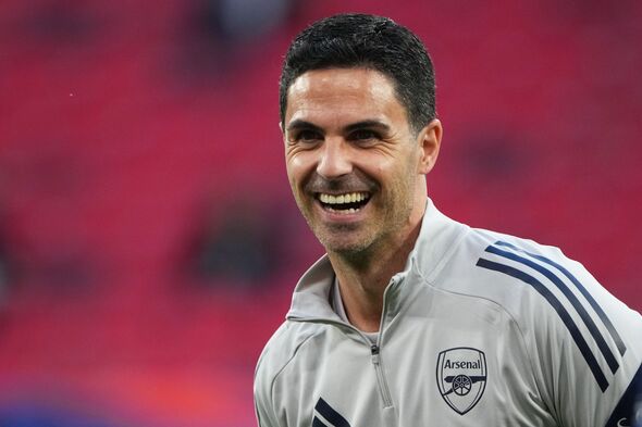 Arsenal could reportedly sting Tottenham by signing one of their departing players