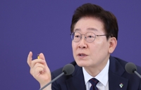 李대통령 '호남반도체 물부족' 비판에 "하루 100만톤 공급 가능"