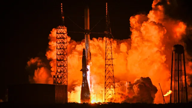 Blue Origin Rocket Explodes in Fiery Setback
